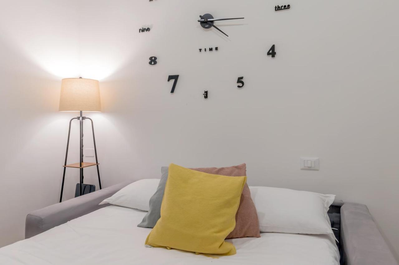 Nuovo Intimo Apt A 10Min Dal Duomo - Homeunity Milan Luaran gambar