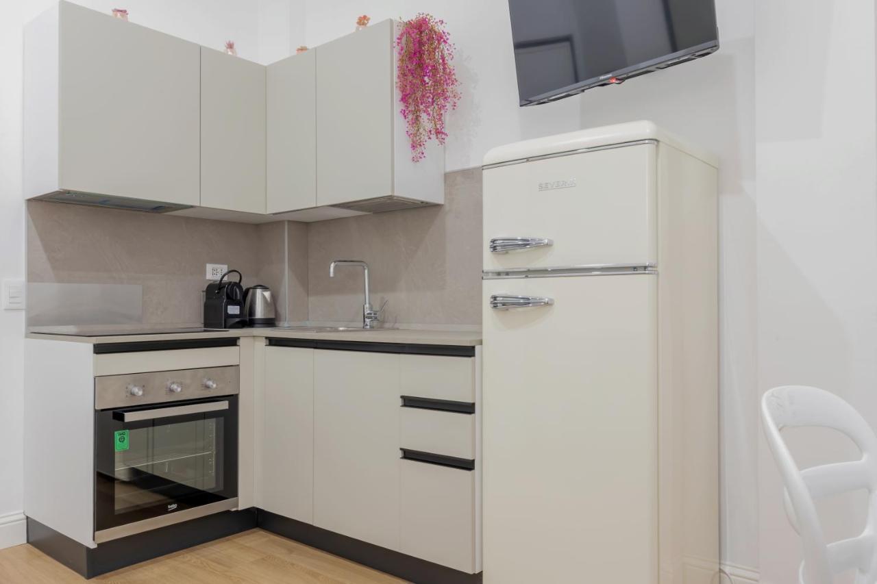 Nuovo Intimo Apt A 10Min Dal Duomo - Homeunity Milan Luaran gambar